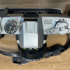 ミノルタの機械式一眼レフカメラ「MINOLTA SR-T101」の画像