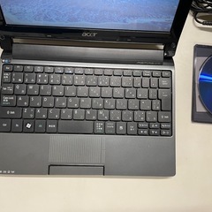 acer  ASPIRE oneミニノートパソコンの画像