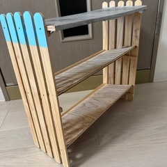 DIYで作ったおもちゃ棚の画像