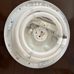 TOSHIBA蛍光灯シーリングの画像