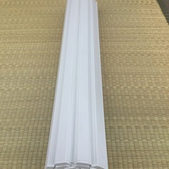 未使用保管品 汚れ有り お風呂のふた TOTO 風呂ふた 軽量シャッター式 巻きふた 外寸：778×680mm の画像