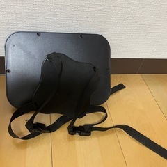 おもちゃと車用ミラーの画像