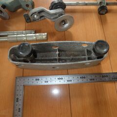 日立 Hitachi ハイコーキ HiKOKI 卓上スライドマルノコ C6RSHC用 C7RSHC / バイス組 / サブテーブル組 / ホルダの画像