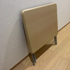 折りたたみ式ローテーブルの画像