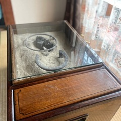 木製火鉢 引き出し付き 炭と道具付きの画像