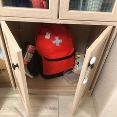 食器棚出品しますの画像