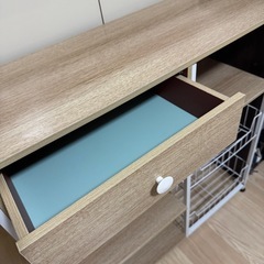食器棚　収納棚の画像