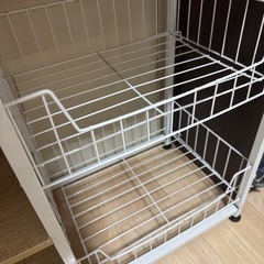 食器棚　収納棚の画像