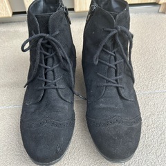 ショートブーツの画像