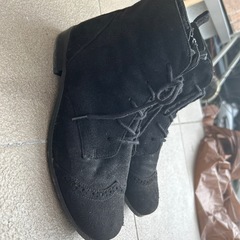 ショートブーツの画像