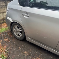 車検1年以上ありSツーリング30プリウスの画像