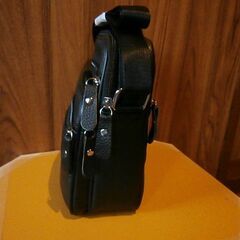メンズ　ミニショルダーバッグの画像