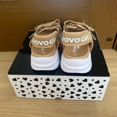 女子　サンダル　23センチ　新品の画像