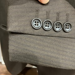 茶系　スーツ上下の画像
