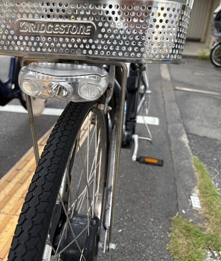 中古27インチブリヂストン電動アシスト自転車　B300 大阪
