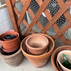 植木鉢いろいろの画像