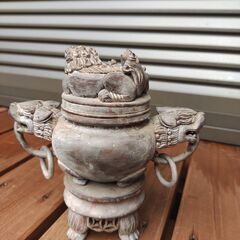 香炉　中国工芸品　獅子と龍の彫刻装飾品 約20cmの画像