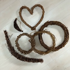 リース土台　１点追加しました　6点まとめて¥50の画像