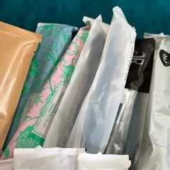 【新品未開封】歯ブラシ 30本セット 歯磨き粉付きの画像