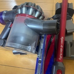 Dyson V8 slim fluffyの画像