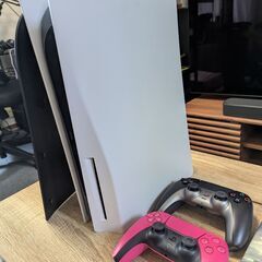 ＰｌａｙＳｔａｔｉｏｎ　５ プレイステーション 5（コントローラー2個とゲーム付き）の画像