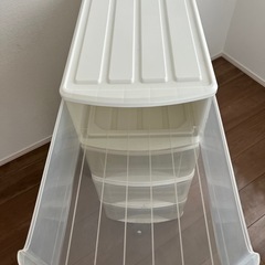 衣装ケース収納ケース4個　の画像