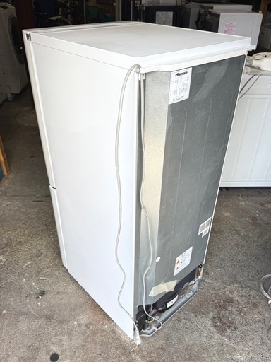 札幌市内配送可 18年製 Hisense ハイセンス 134L 2ドア冷蔵庫 HR-G13A-W 右開き 