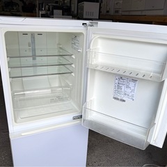 札幌市内配送可 18年製 Hisense ハイセンス 134L 2ドア冷蔵庫 HR-G13A-W 右開き の画像