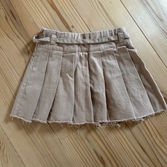 134センチ　ZARA ガールズスカートの画像