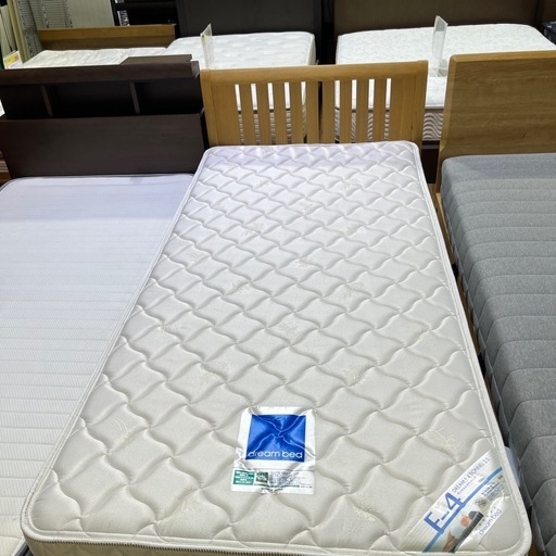 シングルベッド！程度良好！