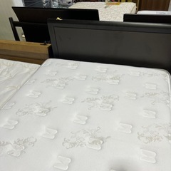 セミダブルベッド！シモンズ！の画像