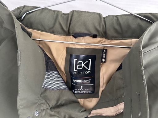 【美品/最終お値下げ】 Burton スノーボードウェア ak LIVINGLINING