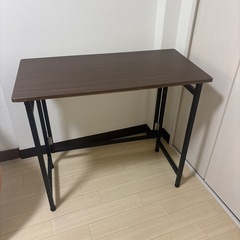 パソコンデスク
の画像