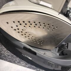 東芝 TOSHIBA コードレススチームアイロン TA-FVX101の画像