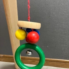 ムジーナ　セレクタ　木製ベビージム カラフルおもちゃ付きの画像