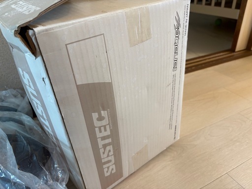 車の部品　ヴォクシー