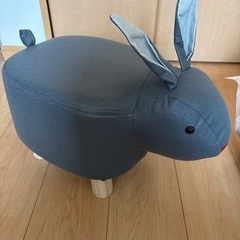 うさぎミニチェア、スツールの画像