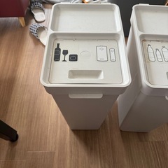 イケア　Ikea ゴミ箱セットの画像