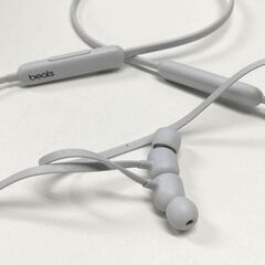 【良品】BEATS FLEX ワイヤレスイヤホンの画像