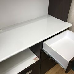 ★リユースのサカイ春日部店★KJ11754  食器棚 ダークブラウン H200×W105×D48 クリーニング済みの画像