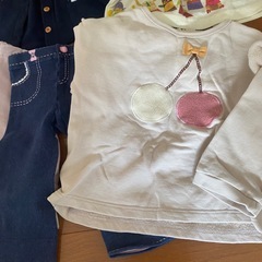 子ども服　90の画像