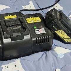 ナフコ　充電式ポールチェーンソーの画像