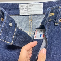 女性ファッション　デニムスカートの画像
