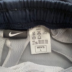 NIKE メンズ　ナイロンパンツ　Lの画像