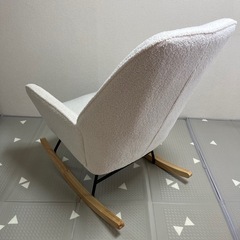 ロッキングチェア リクライニングの画像