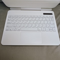 【元値12,800円】iPad用キーボード omikamo マジックキーボード風の画像