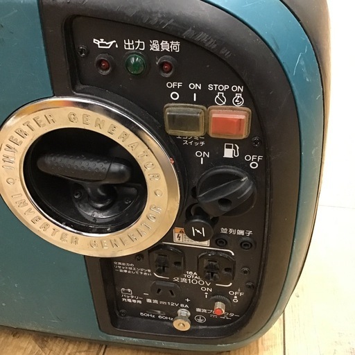 中古　makita インバーター発電機　
