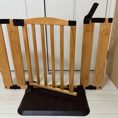ベビーゲート(扉付き)おくだけドアーズSの画像