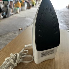 ニトリ　スチームアイロンES-2350WHの画像