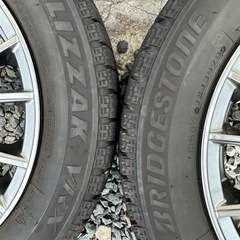 【軽自動車用 美品 14インチアルミホイール Exceeder PRODUCED BY HOT STAFF 14X4.5J INSET 45 4本セット 】＊タイヤは履きつぶしのスタッドレスタイヤ BRIDGESTONE BLIZZAK VRX  155/65R14   L375Sタントから取り外しました。の画像